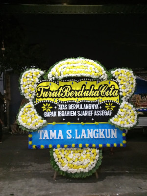 Papan Bunga Duka di Kapuas